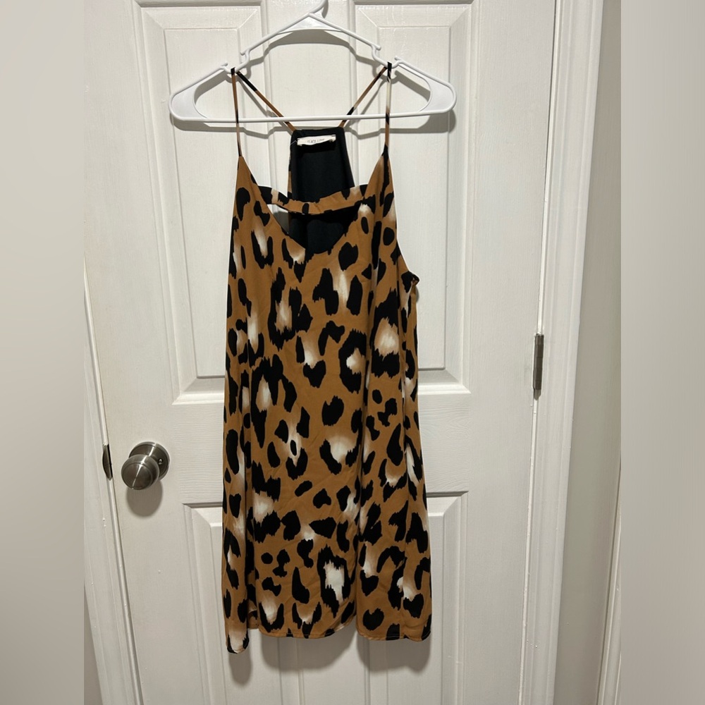 Peach Love Women Boutique Dress Leopard print Medium